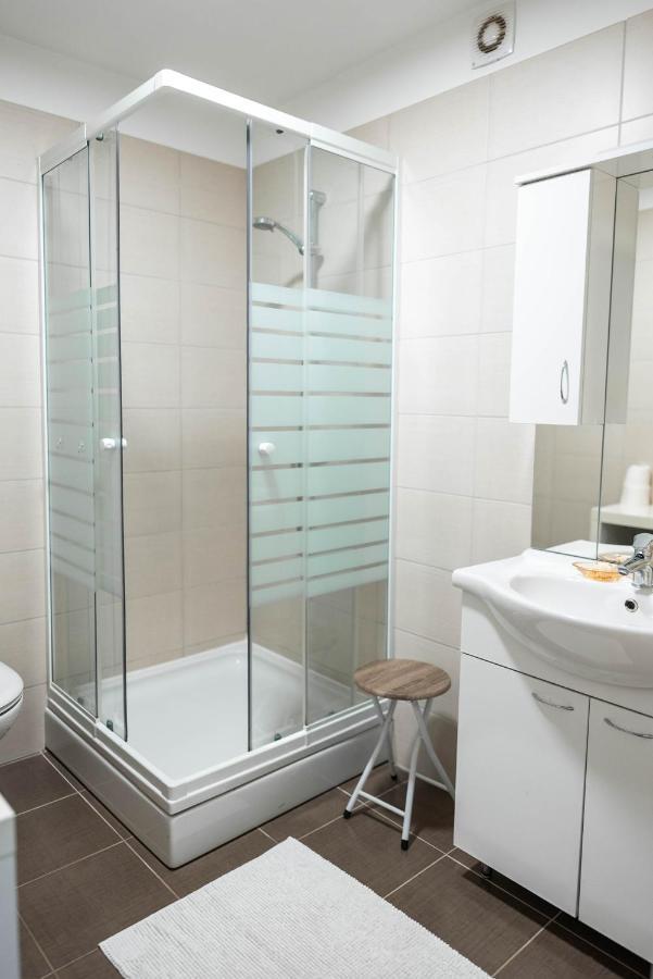 New Cosy Apartments With Private Parking Opatija Luaran gambar