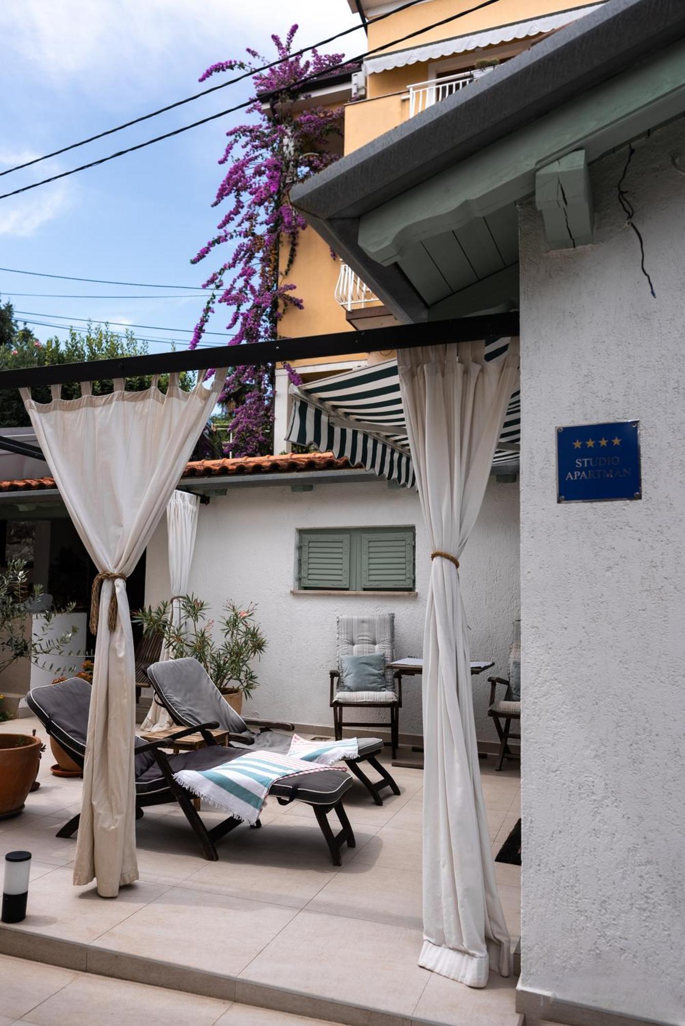 New Cosy Apartments With Private Parking Opatija Luaran gambar