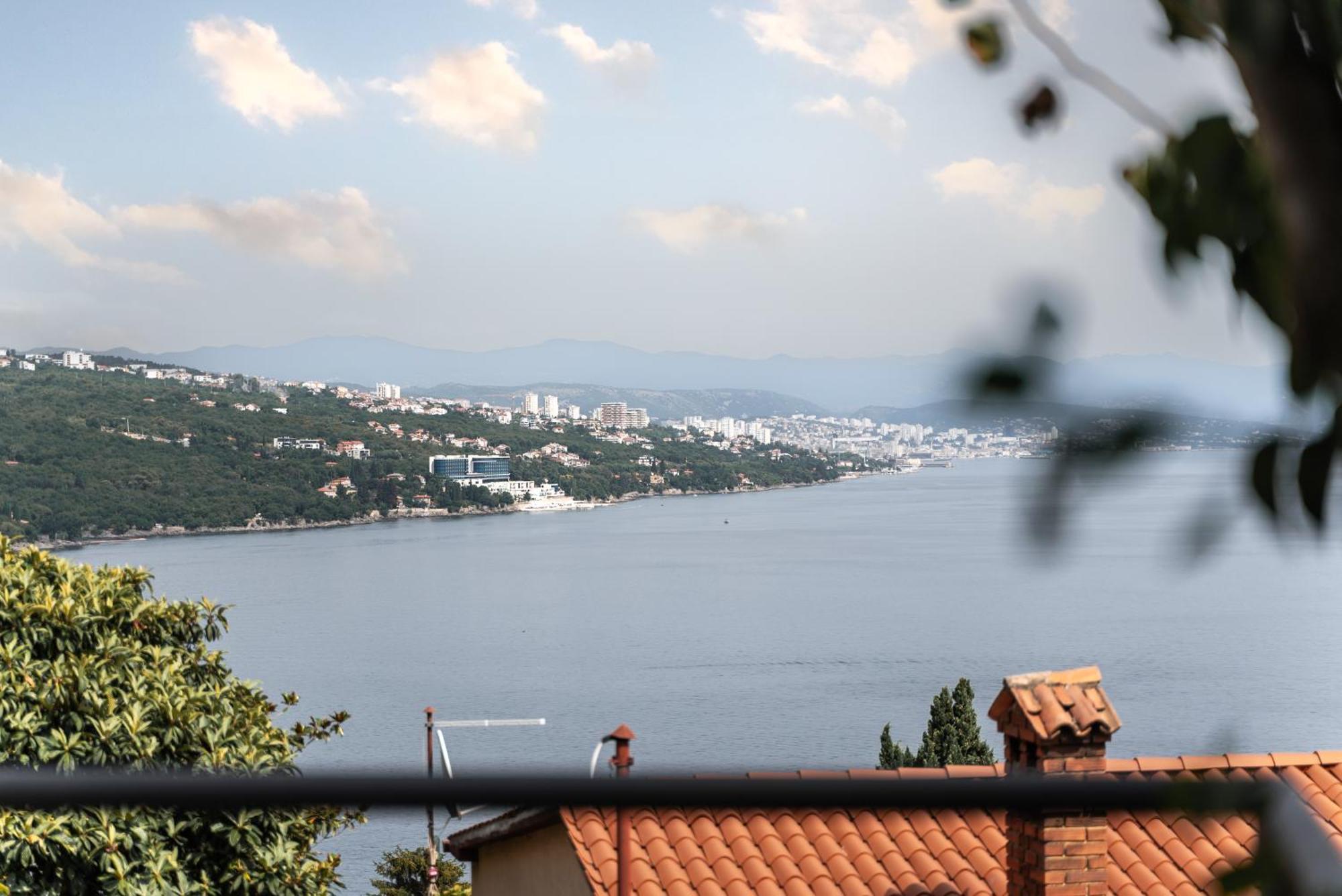 New Cosy Apartments With Private Parking Opatija Luaran gambar